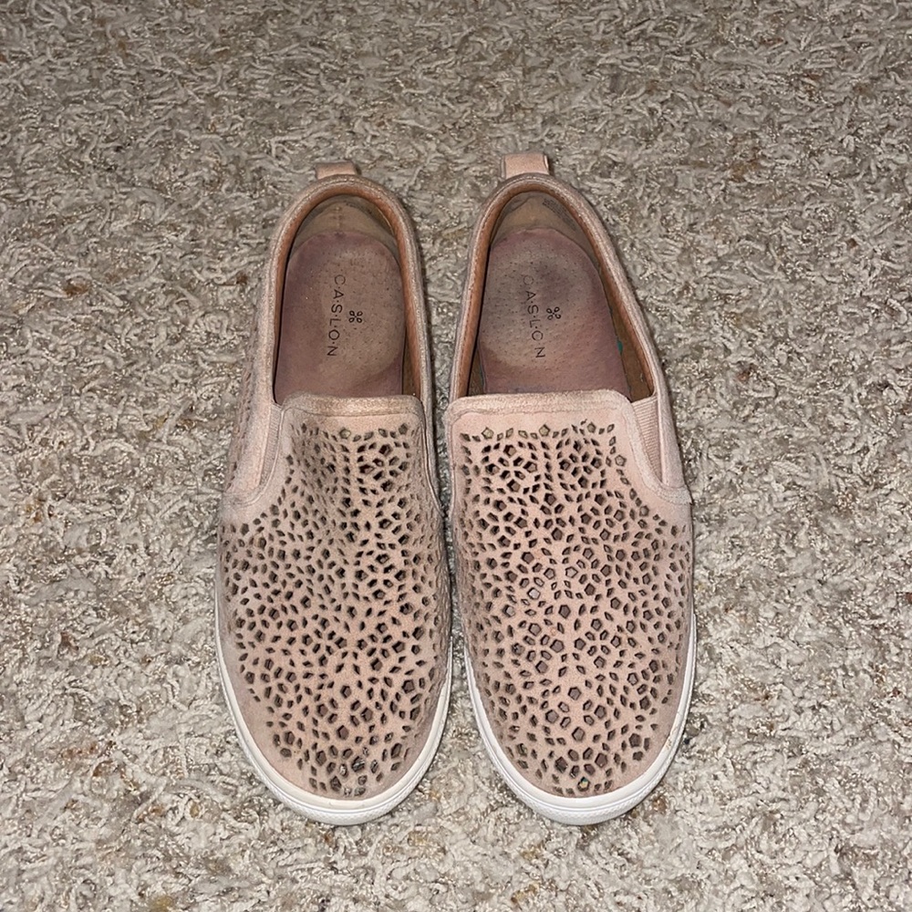 Size 7 Caslon Shoes
